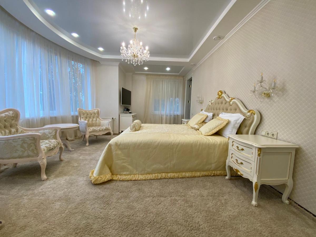 Sofievsky Posad 3*